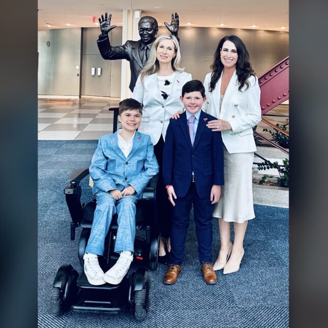 STAT+: In Duchenne muscular dystrophy, a promising therapy is available to a fortunate few
