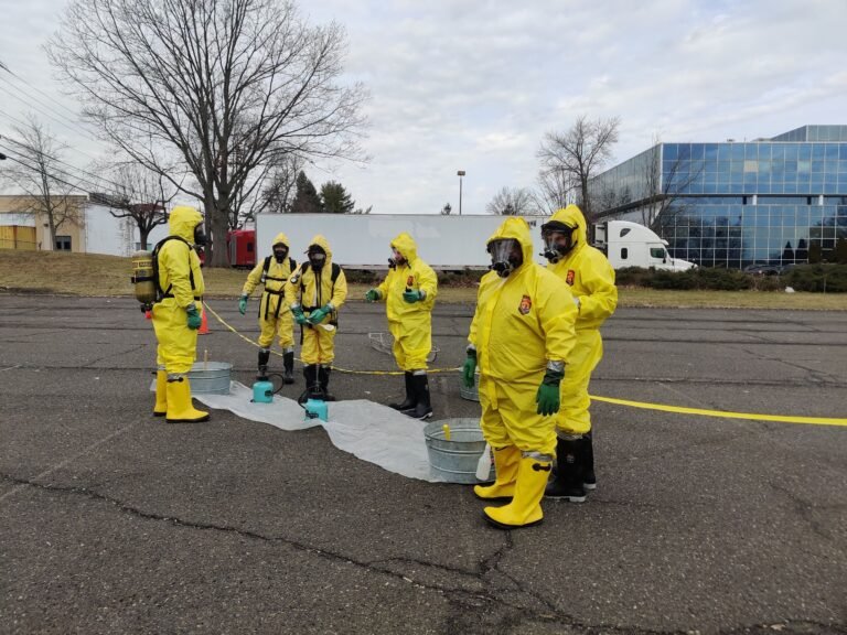 why-ongoing-worker-safety-training-is-critical-to-effective-disaster-response