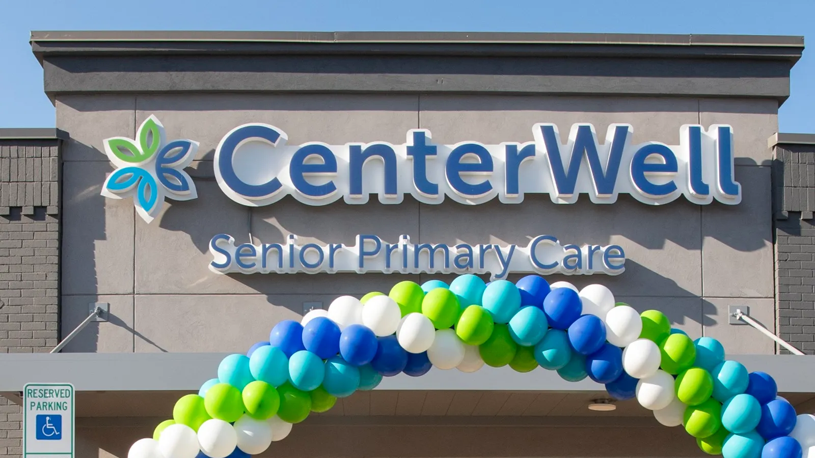 Humana enters $2.8B primary care joint venture with BlackRock