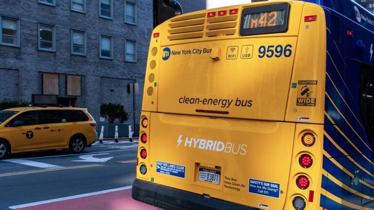 new-york-city-switch-to-clean-buses-cut-air-pollution