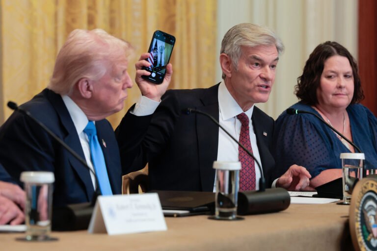 ai,-tech-leaders-are-lobbying-trump-health-officials-in-a-government-run-chat-room